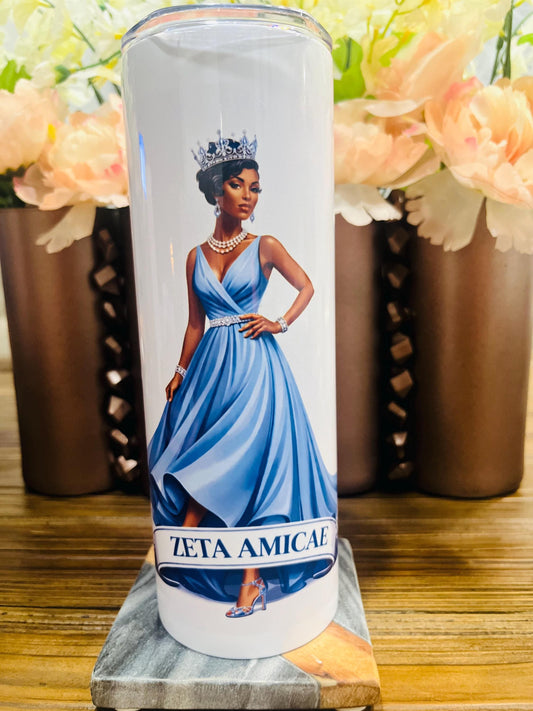 Zeta Amicae Queen 20z Tumbler with straw and cleaning tool.