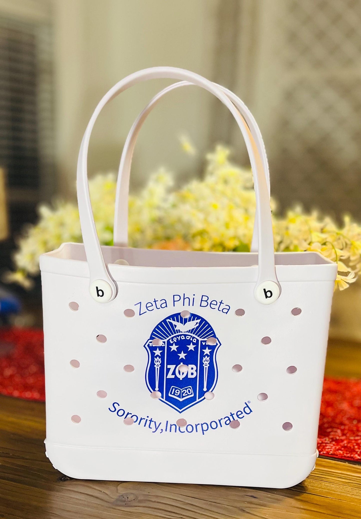 Zeta Phi Beta Shield Carry Beach Shopping Bag (White)