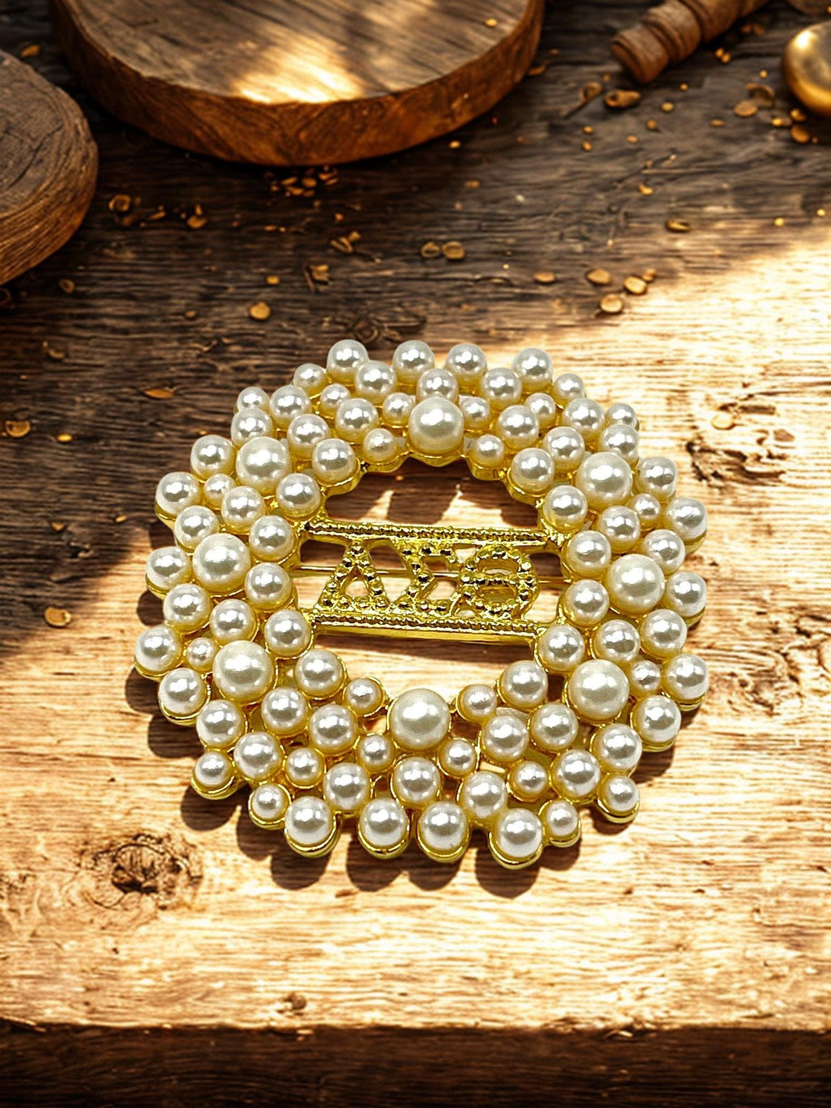 Delta Sigma Theta Gold & Pearl Brooch Pen